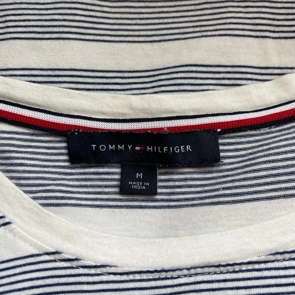 Tommy Hilfiger White & Blue Striped Embroidered Heart Front Tee Medium Women’s - Picture 9 of 11